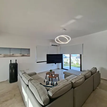 Nadine Sea Side Villa