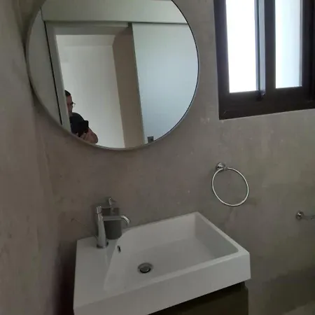 Villa Nadine Sea Side Larnaca