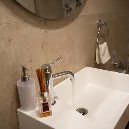 Nadine Sea Side Villa *