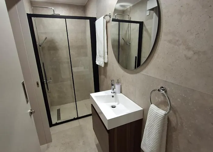 ヴィラ Nadine Sea Side *