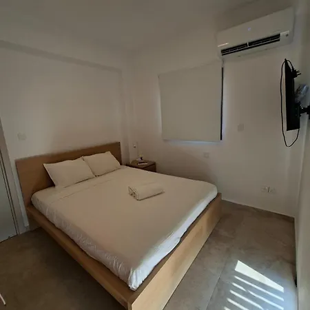 Nadine Sea Side Вилла Ларнака