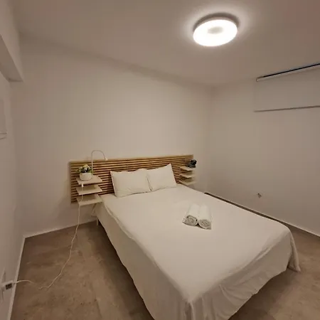 Nadine Sea Side Вилла Ларнака