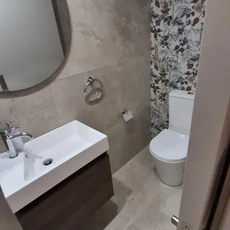 Nadine Sea Side 拉纳卡