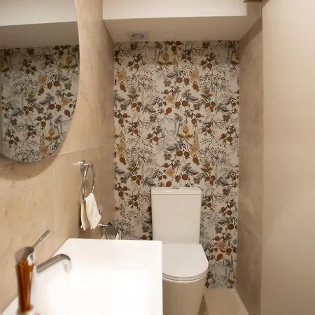 Nadine Sea Side * 拉纳卡