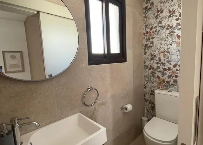 ヴィラ Nadine Sea Side *