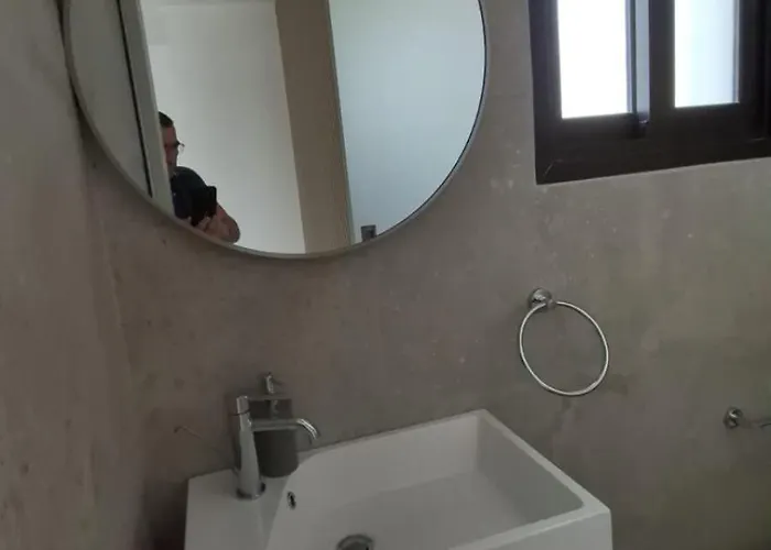 빌라 Nadine Sea Side 라르나카