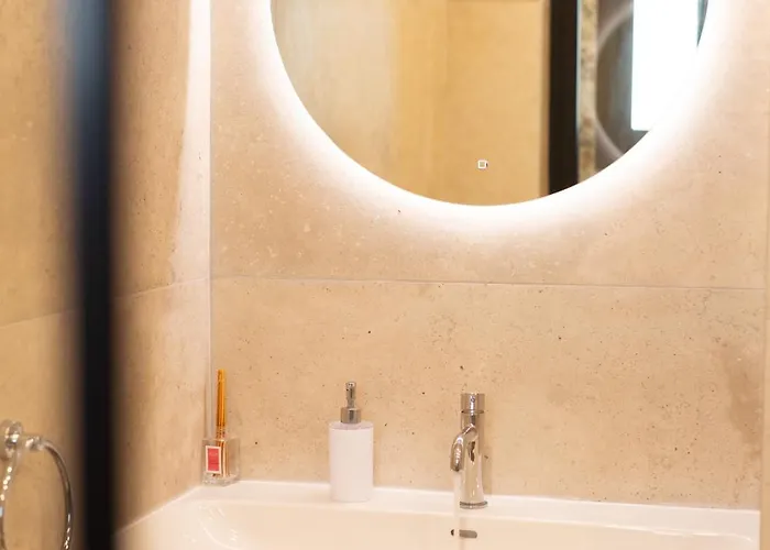 ヴィラ Nadine Sea Side *