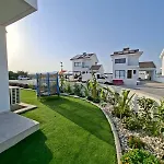 Nadine Sea Side Villa *