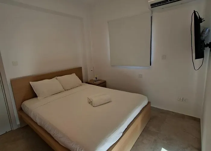 Nadine Sea Side فيلة لارنكا