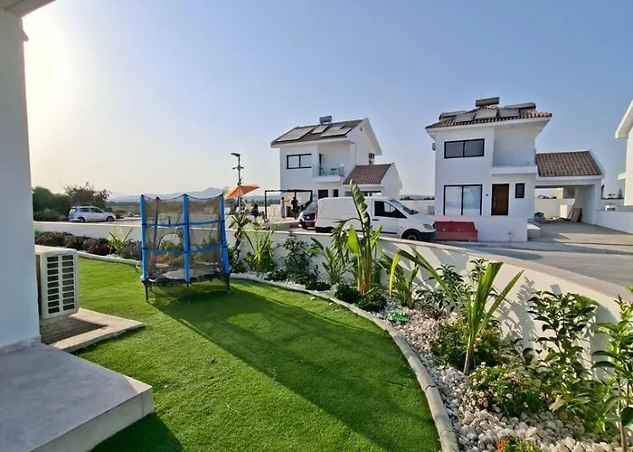 Nadine Sea Side فيلة *